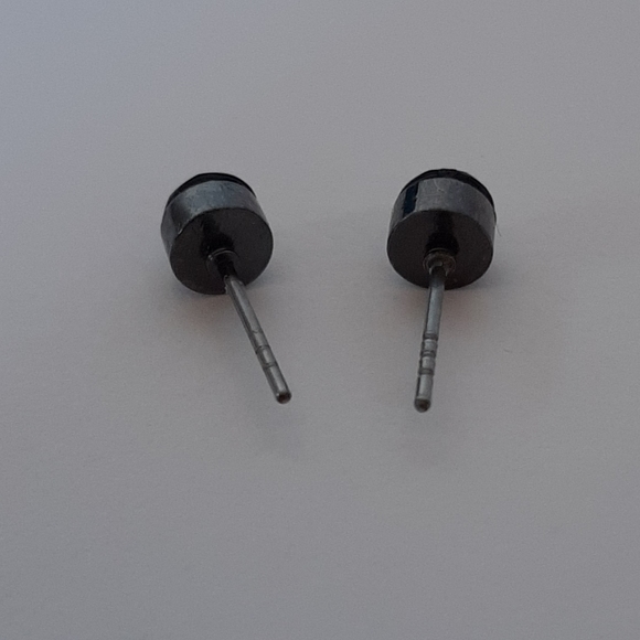 Halloween Costumes Jewelry - Six Creepy & Spooky Enamel Post & Dangle Earrings - Picture 13 of 16